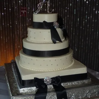 Square tiers, black ribbon