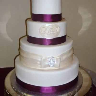 Magenta ribbon tiers
